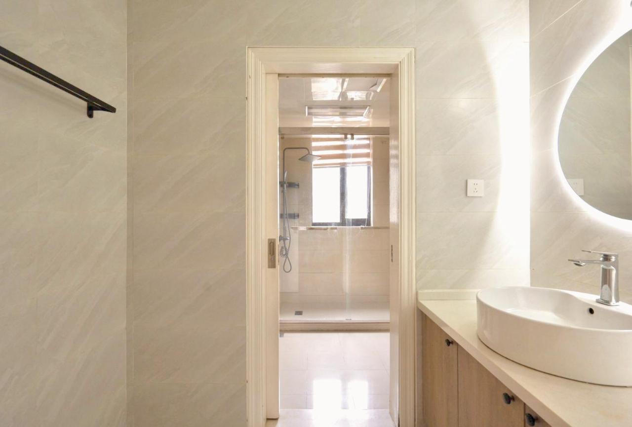 Sun Wonderland Apartment - Near The Bund Shanghai Bagian luar foto