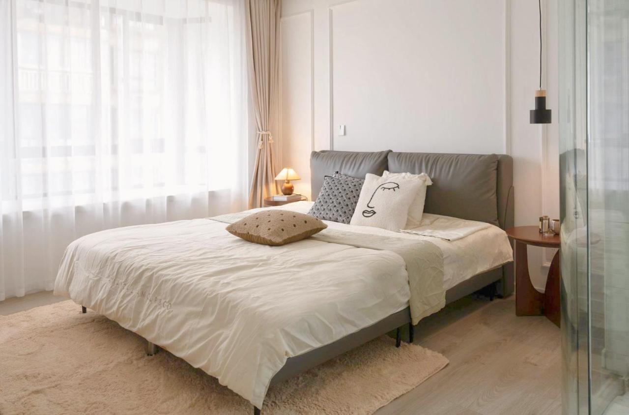 Sun Wonderland Apartment - Near The Bund Shanghai Bagian luar foto